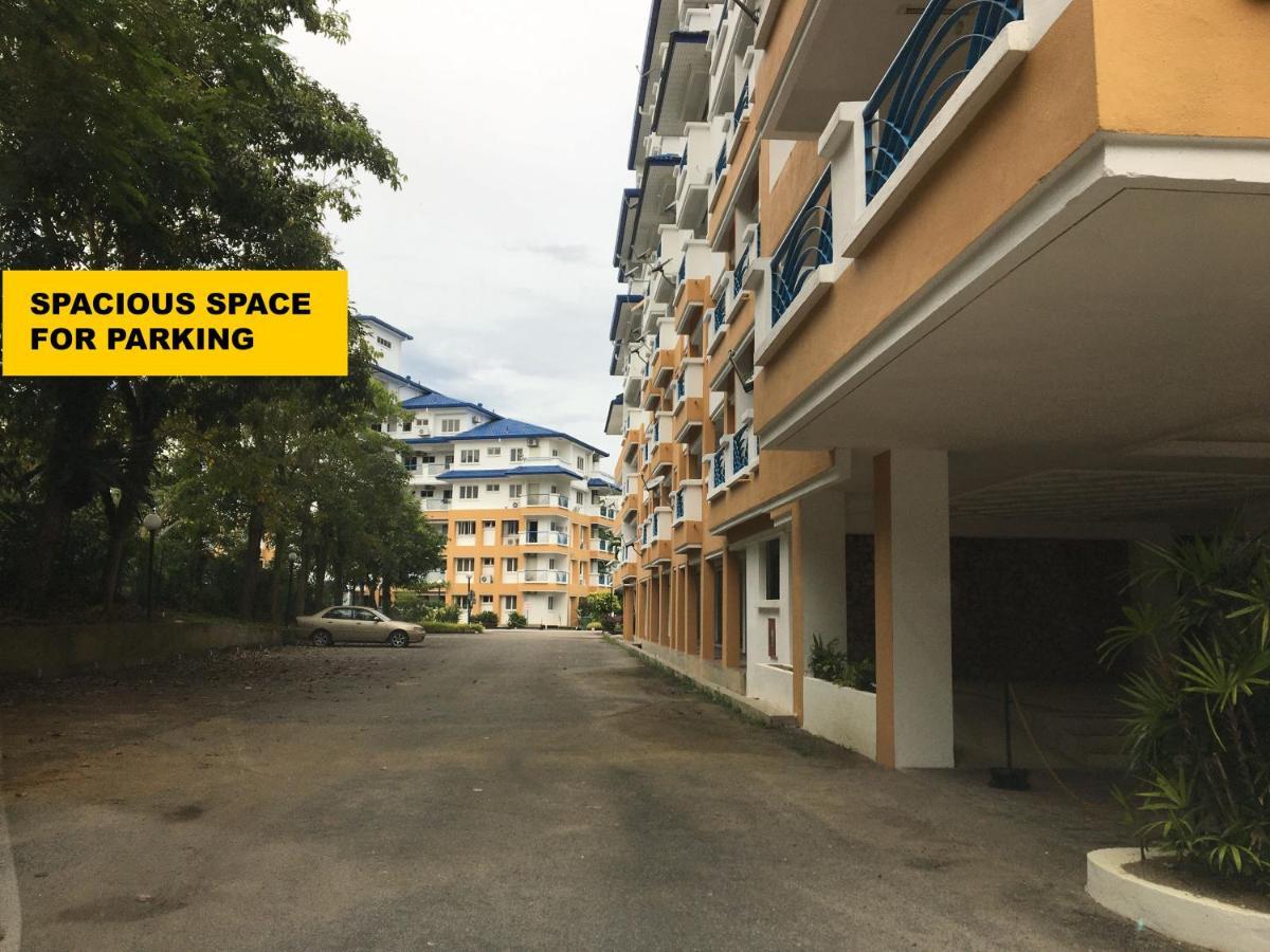 Seri Bulan Apartment Teluk Kemang Петалинг Джая Екстериор снимка