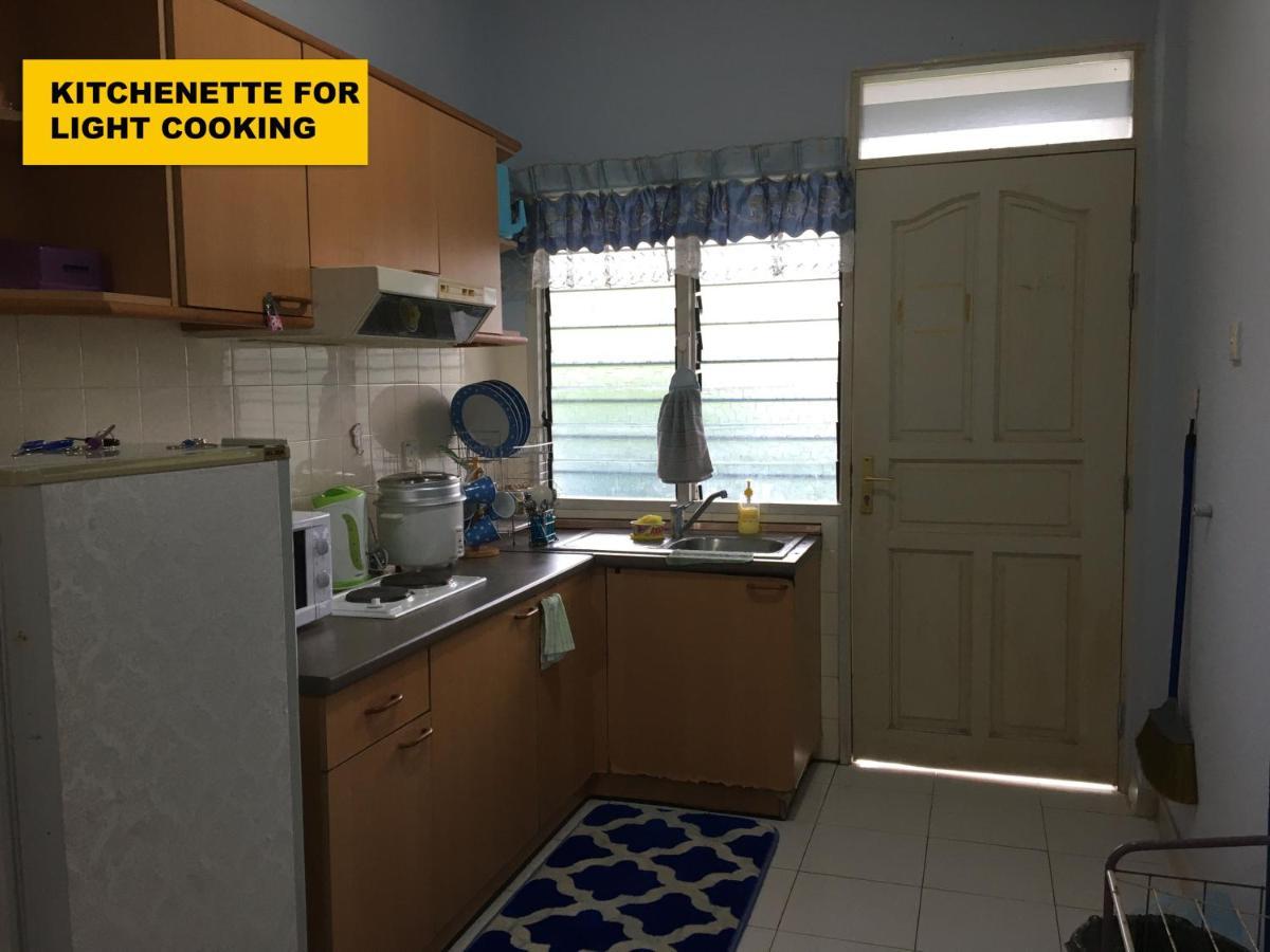 Seri Bulan Apartment Teluk Kemang Петалинг Джая Екстериор снимка