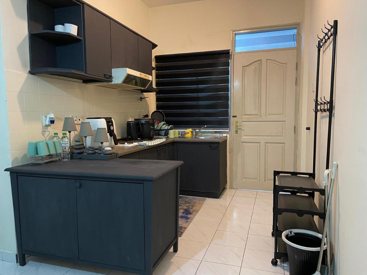 Seri Bulan Apartment Teluk Kemang Петалинг Джая Екстериор снимка