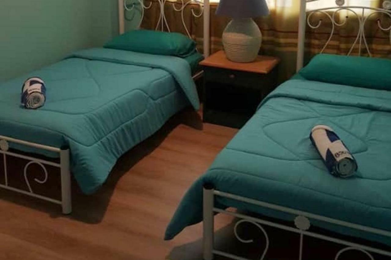 Seri Bulan Apartment Teluk Kemang Петалинг Джая Екстериор снимка