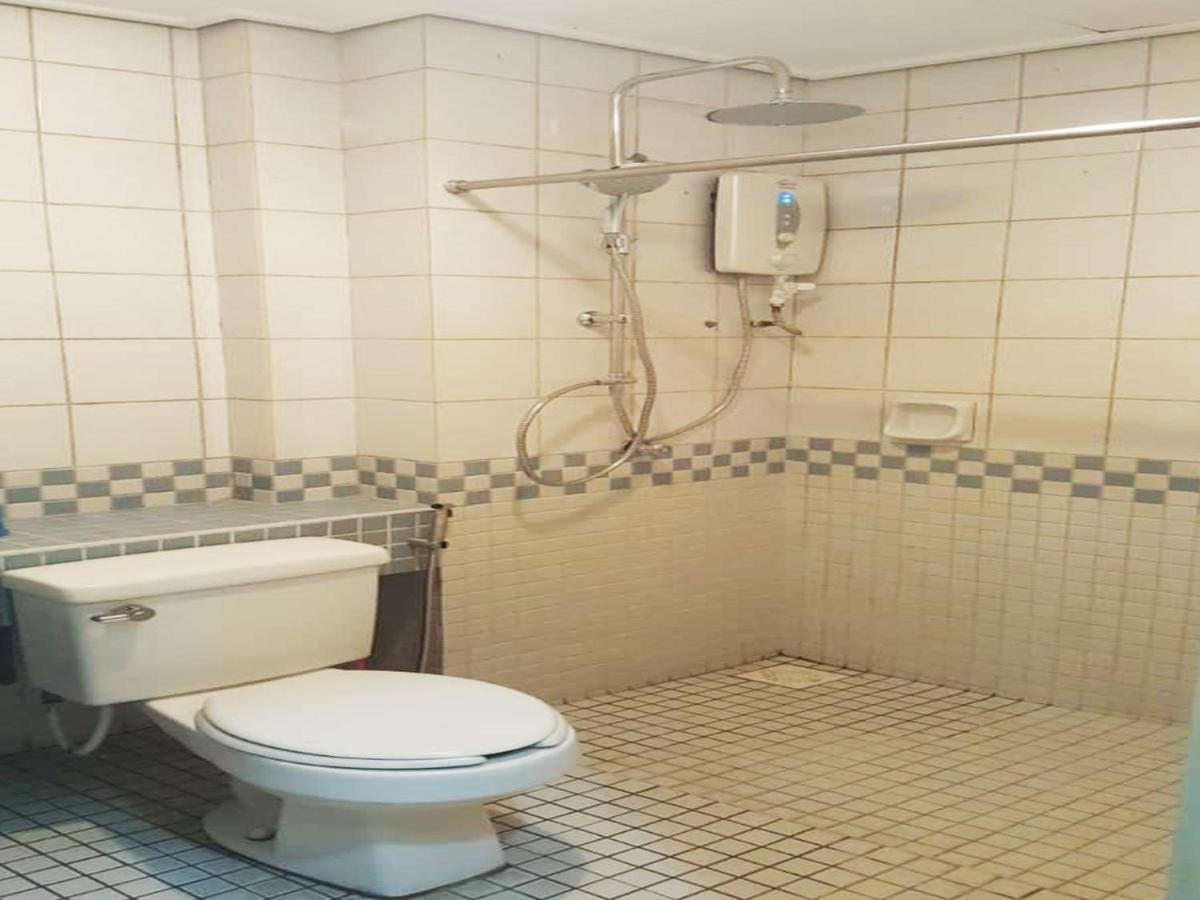 Seri Bulan Apartment Teluk Kemang Петалинг Джая Екстериор снимка